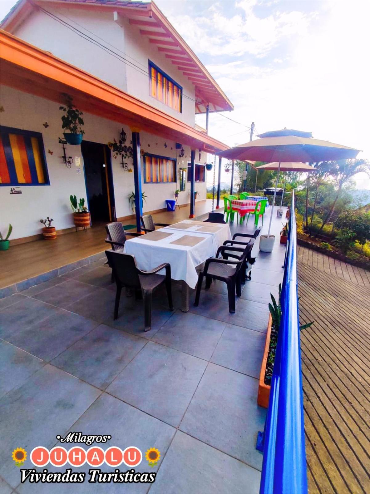 Hotel ᒍᑌᕼᗩᒪᑌ Jericoc  Exterior foto