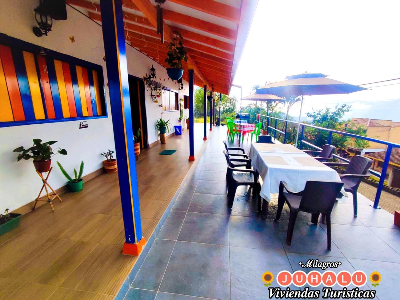 Hotel ᒍᑌᕼᗩᒪᑌ Jericoc  Exterior foto