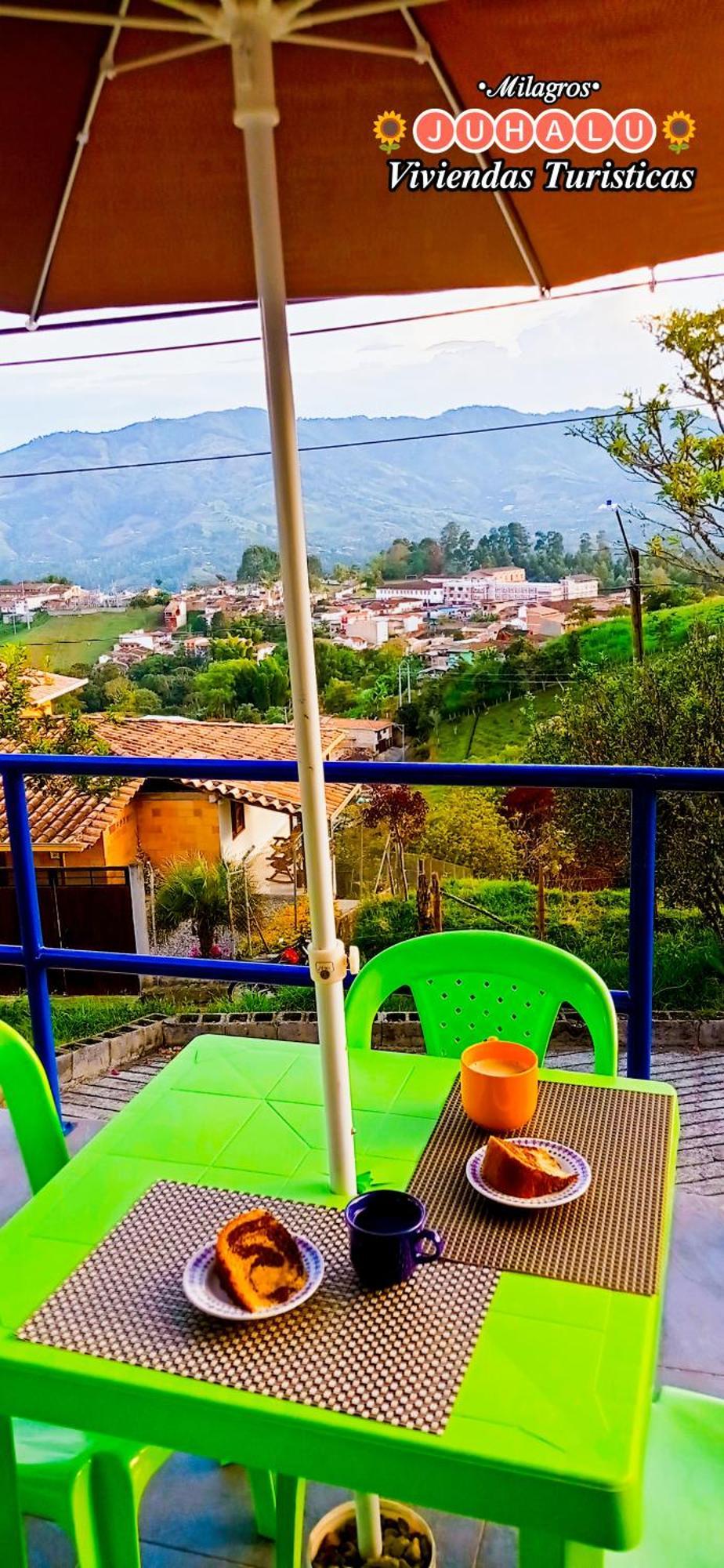 Hotel ᒍᑌᕼᗩᒪᑌ Jericoc  Exterior foto