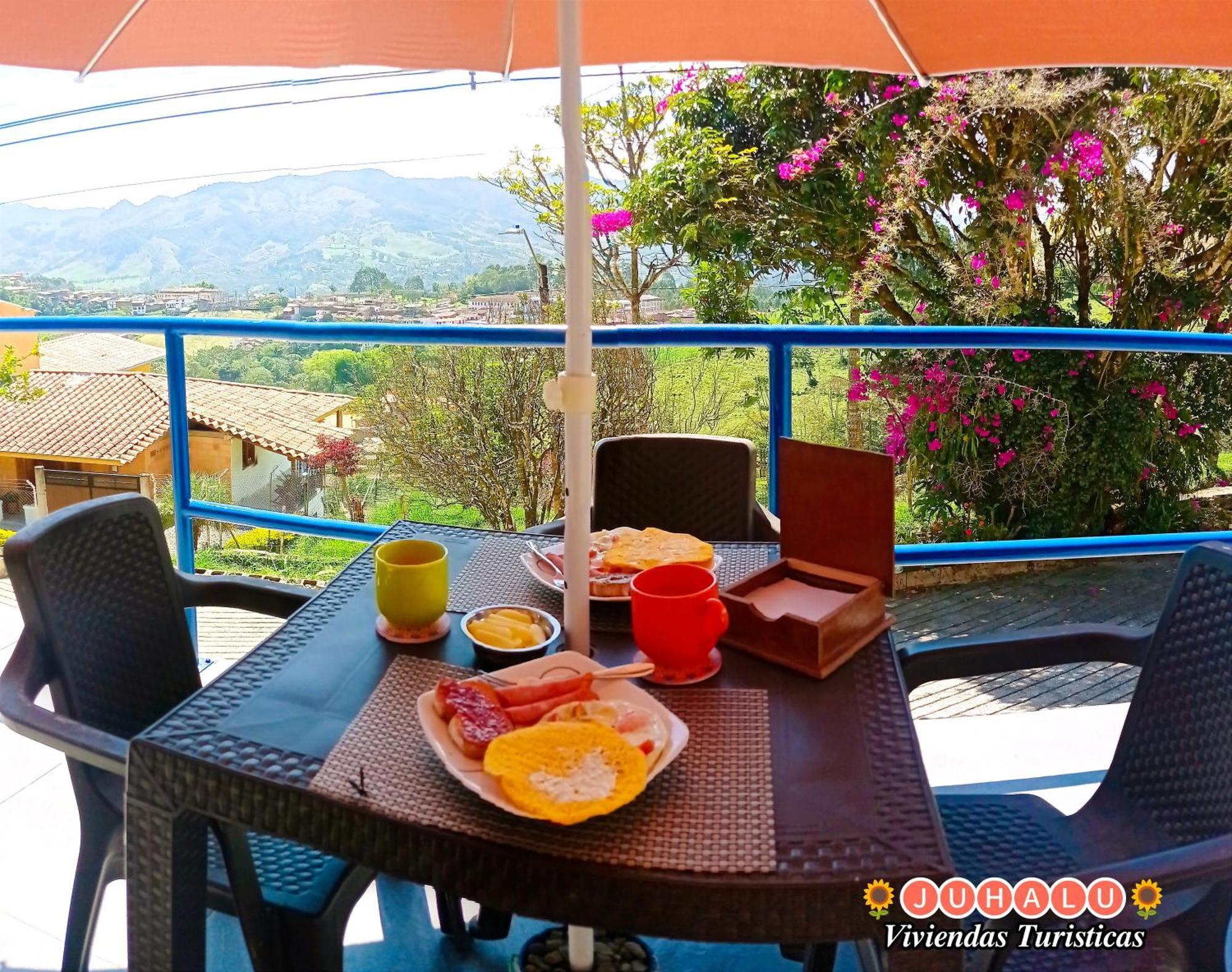 Hotel ᒍᑌᕼᗩᒪᑌ Jericoc  Exterior foto