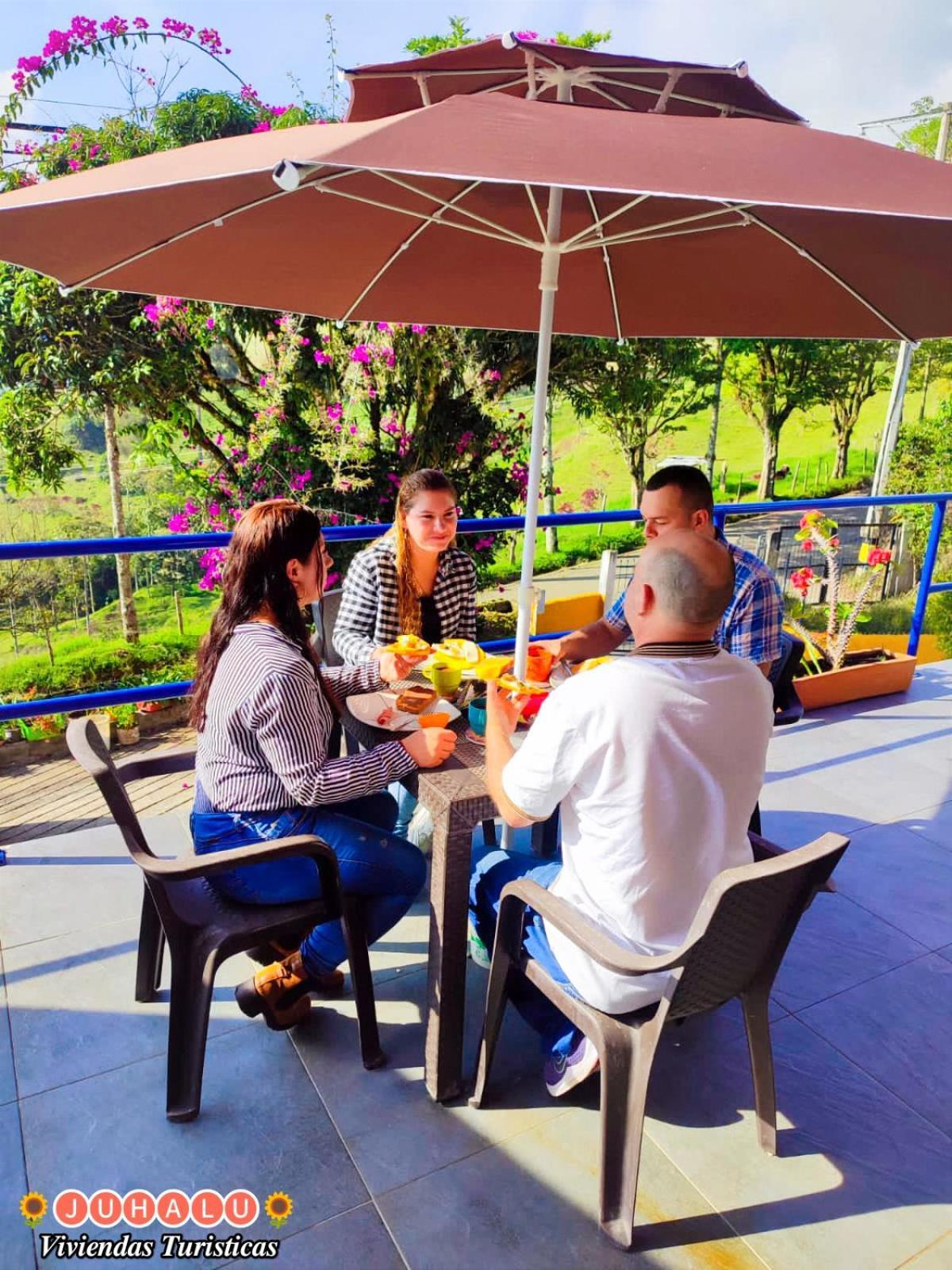Hotel ᒍᑌᕼᗩᒪᑌ Jericoc  Exterior foto
