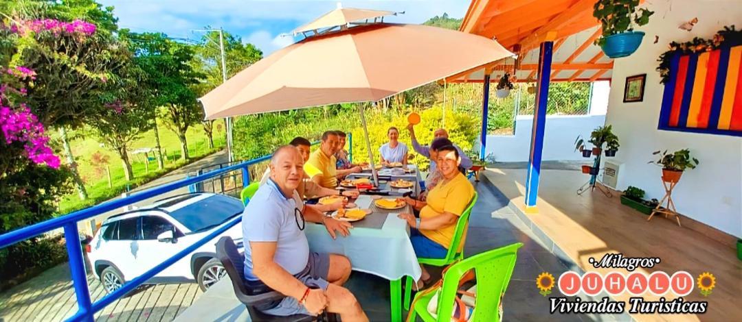 Hotel ᒍᑌᕼᗩᒪᑌ Jericoc  Exterior foto